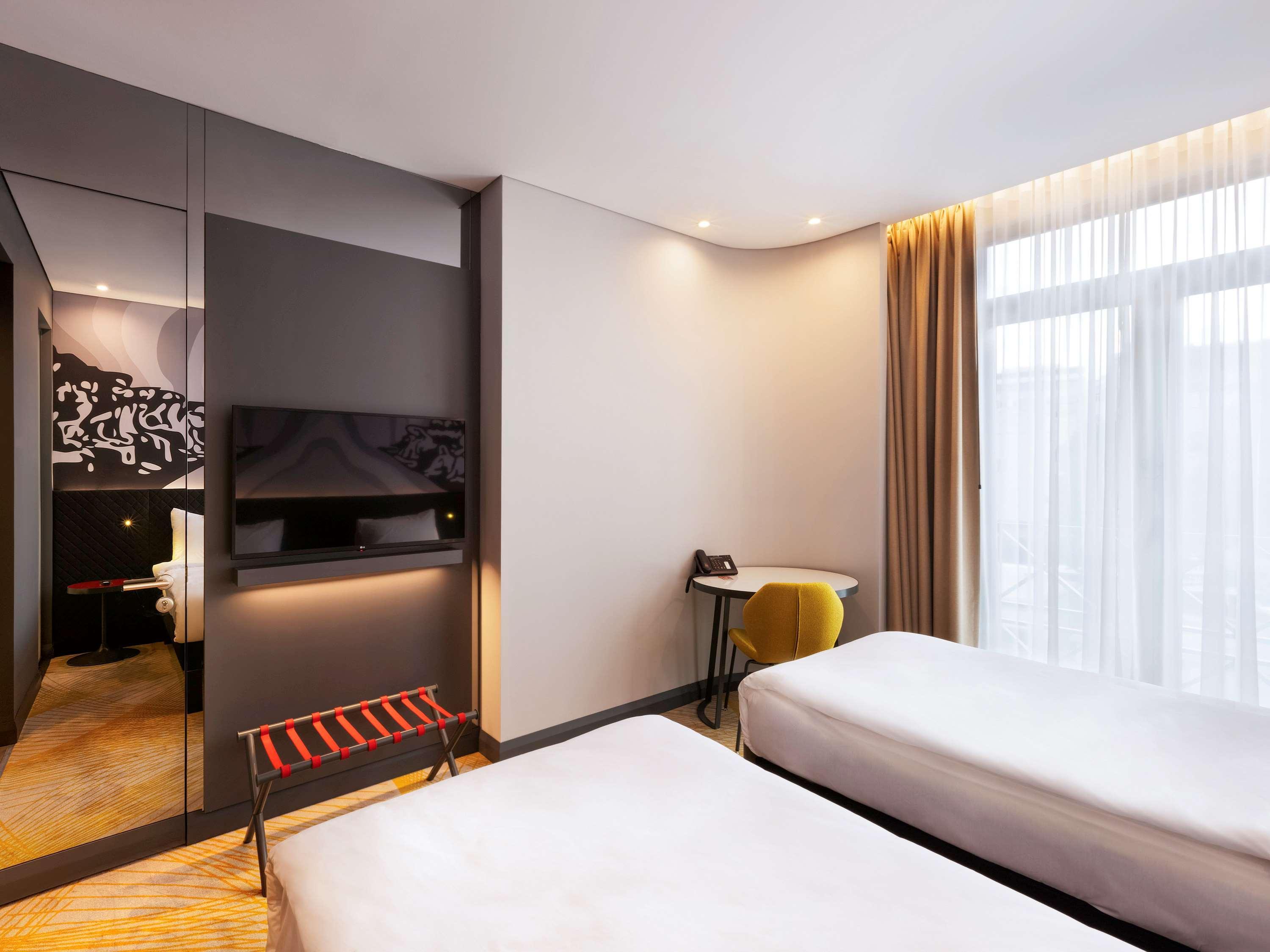 Ibis Styles Istanbul Merter Экстерьер фото