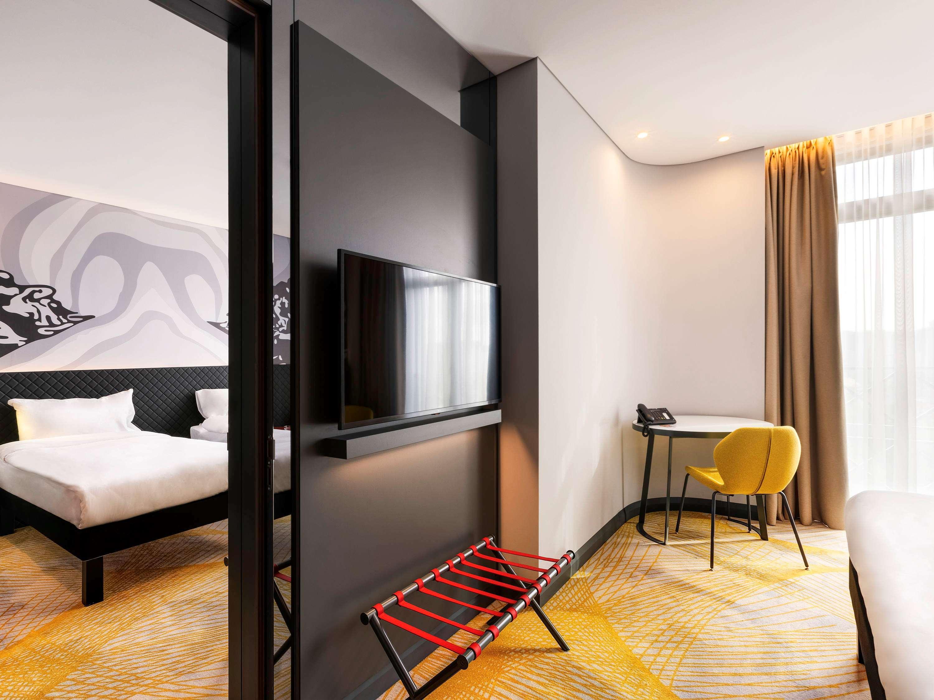 Ibis Styles Istanbul Merter Экстерьер фото