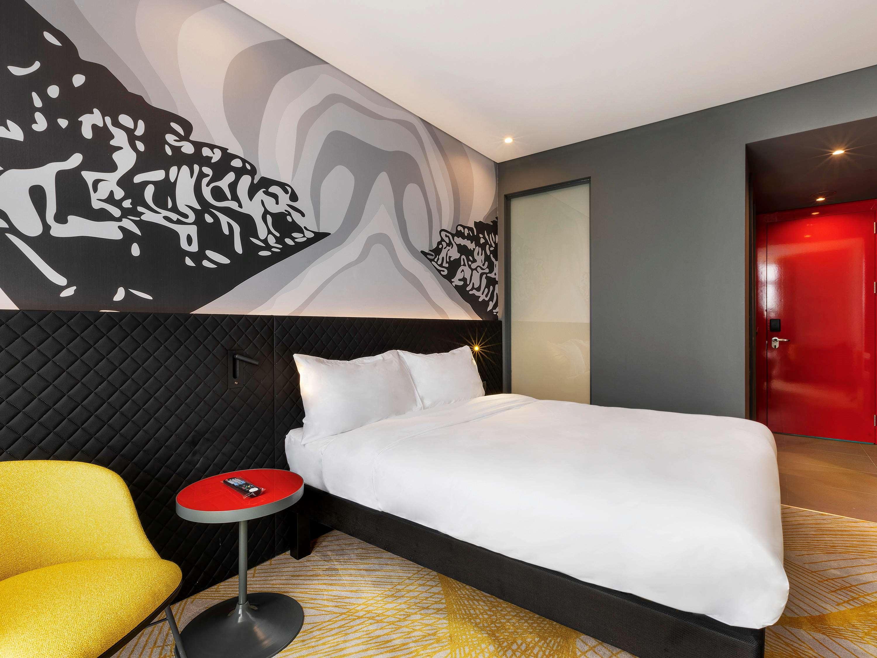 Ibis Styles Istanbul Merter Экстерьер фото